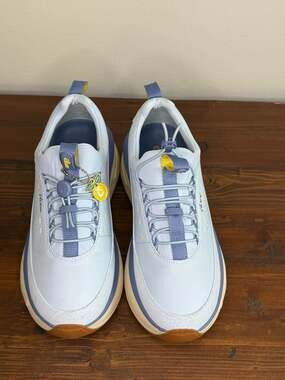 Clove Women's Slip-Resistant Nursing Sneakers Light Blue Size W8.5/M7